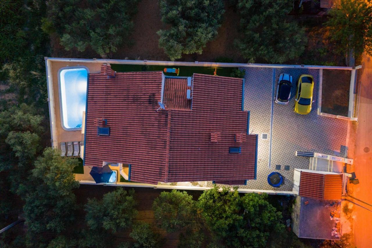 Villa Slavica Свети свети Филип и Яков Екстериор снимка