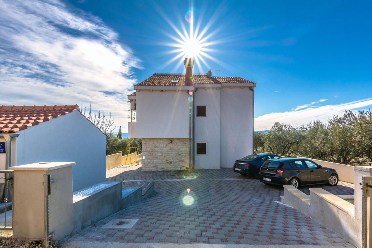 Villa Slavica Свети свети Филип и Яков Екстериор снимка