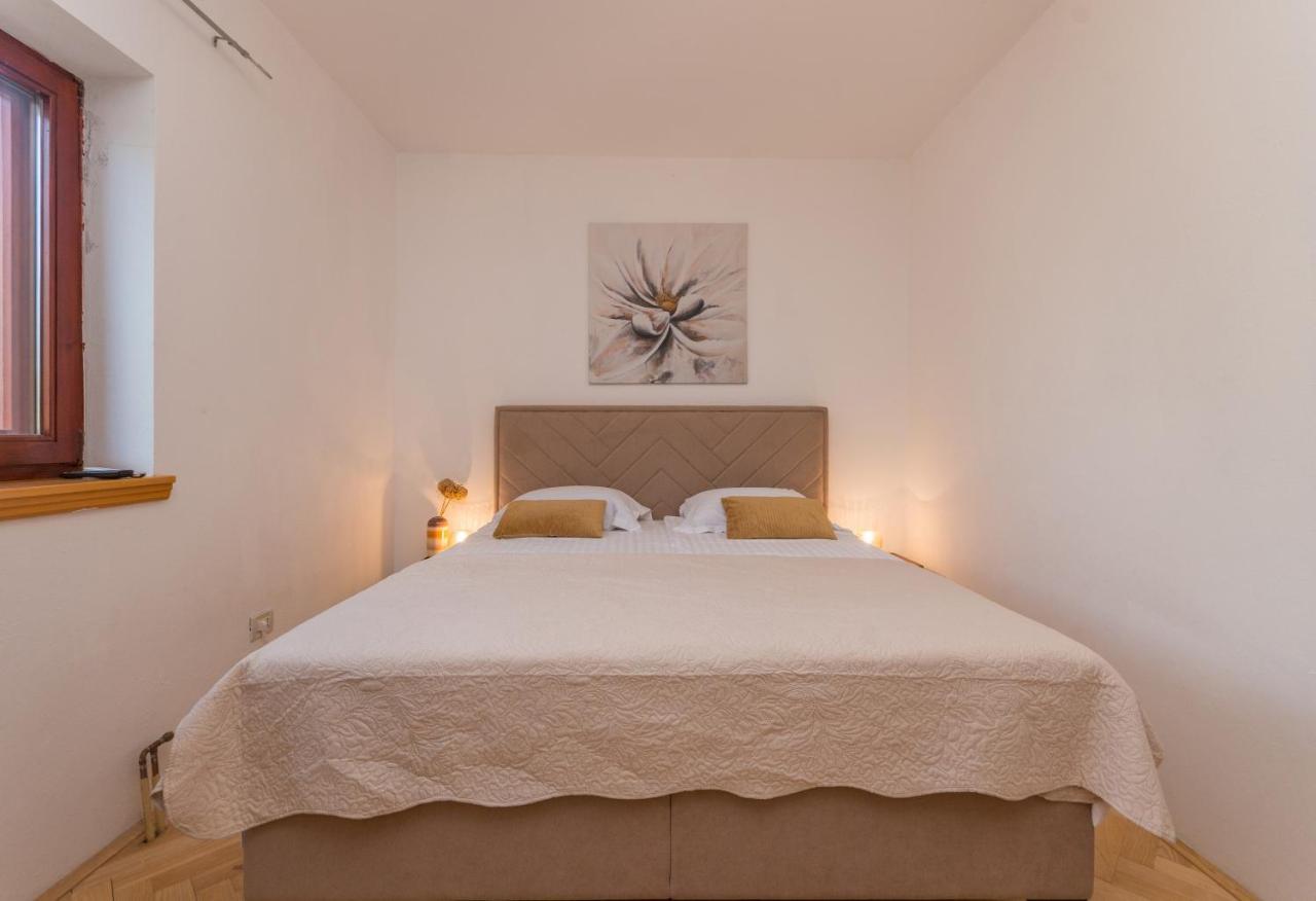 Villa Slavica Свети свети Филип и Яков Екстериор снимка