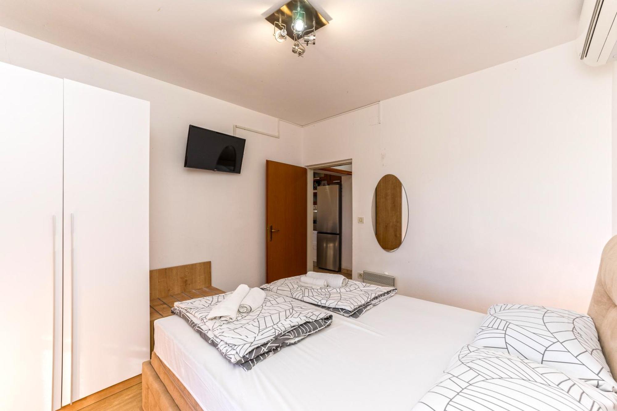 Villa Slavica Свети свети Филип и Яков Екстериор снимка